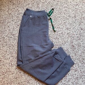 Figs Gray Jogger Scrubs